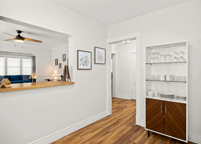 The Heights Hideaway 2br Gem Peoria