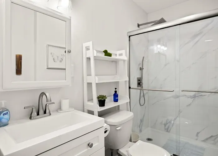 The Heights Hideaway 2br Gem * Peoria
