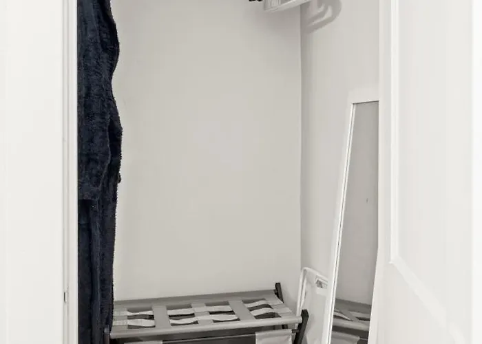 The Heights Hideaway 2br Gem * Peoria